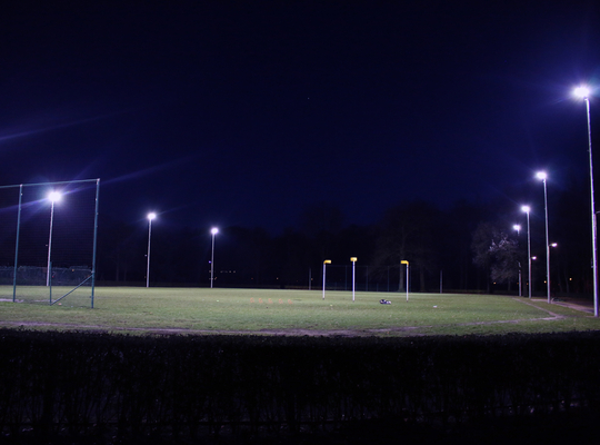 Verlichting atletiekpiste Hoboken 2016